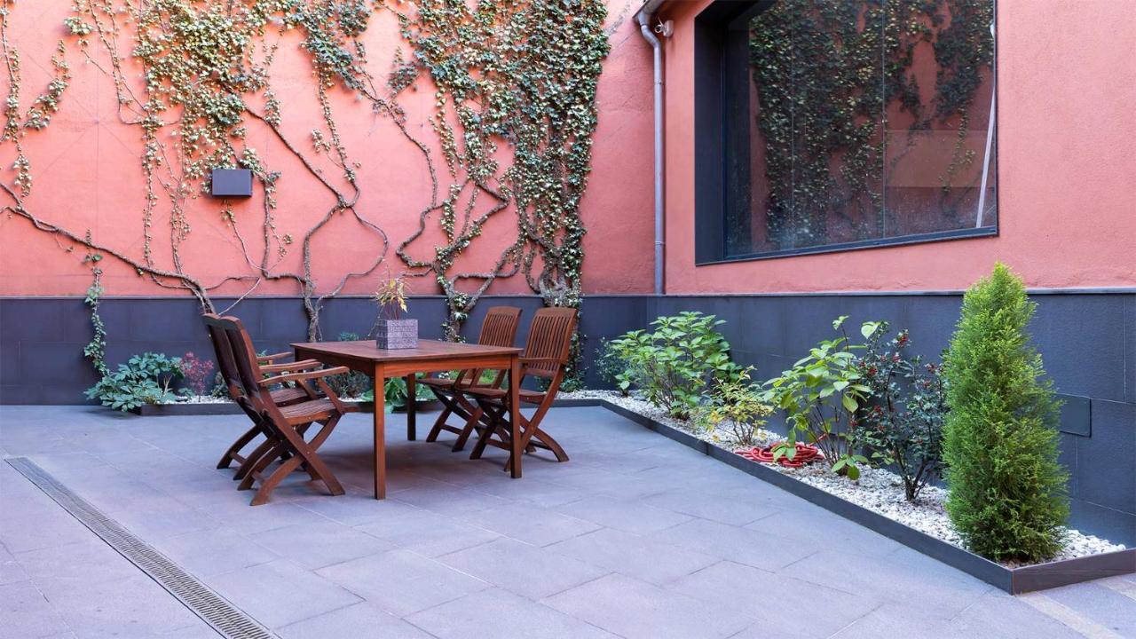 Apartaments Y Habitacions Entre Volcans Olot Ngoại thất bức ảnh