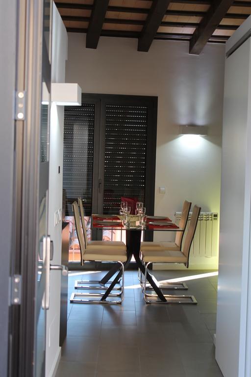 Apartaments Y Habitacions Entre Volcans Olot Phòng bức ảnh