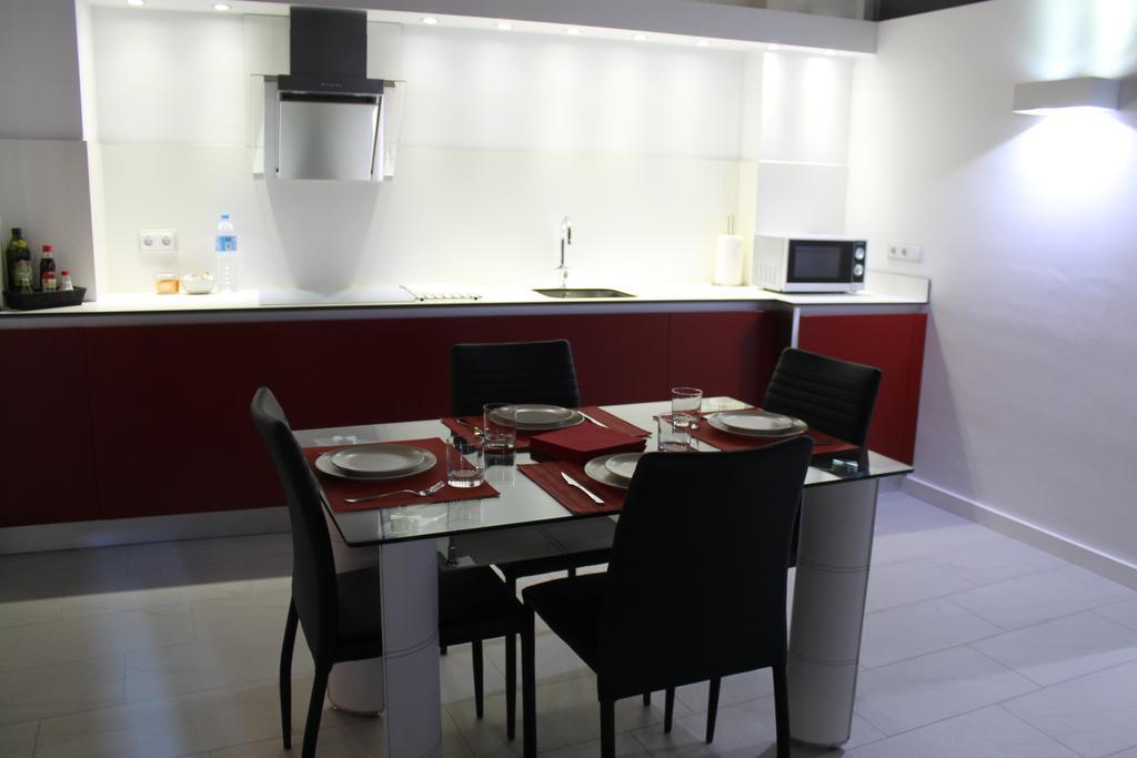 Apartaments Y Habitacions Entre Volcans Olot Phòng bức ảnh