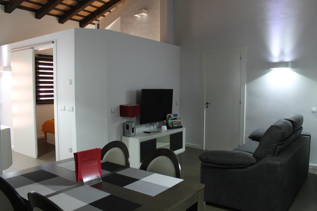 Apartaments Y Habitacions Entre Volcans Olot Ngoại thất bức ảnh
