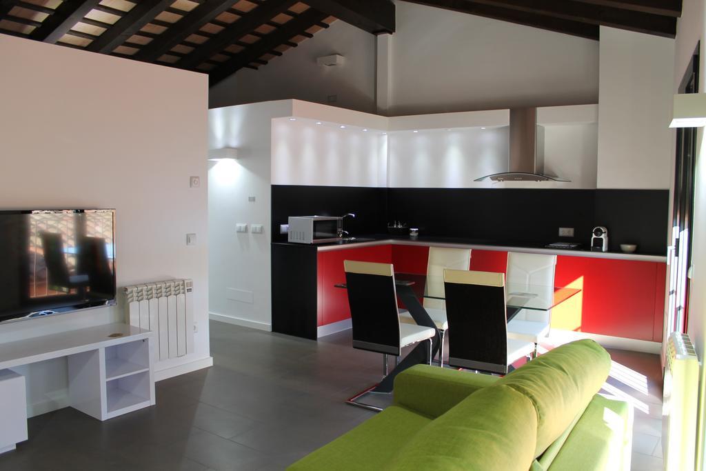 Apartaments Y Habitacions Entre Volcans Olot Ngoại thất bức ảnh